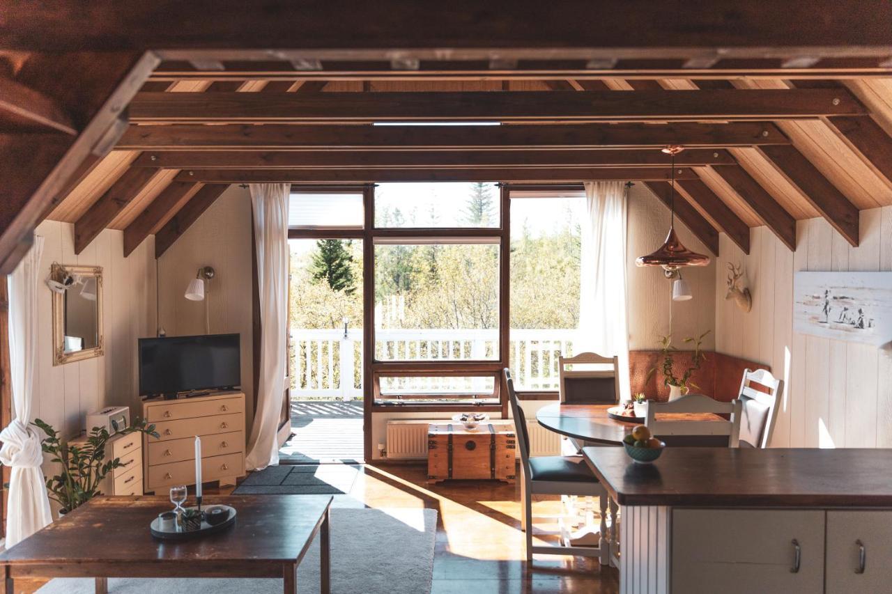Bjoerk - A Cozy Hilltop Cottage - Great Location! Blaskogabyggd Luaran gambar