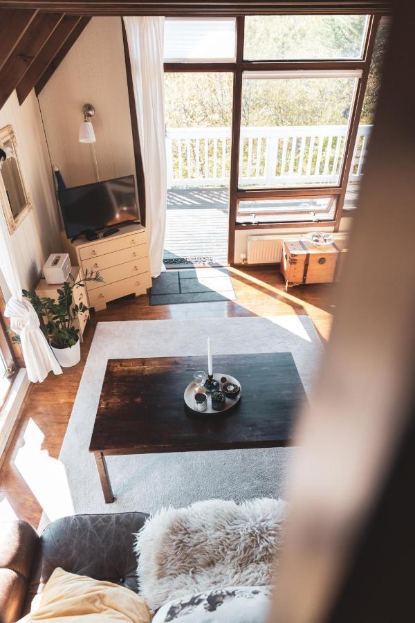Bjoerk - A Cozy Hilltop Cottage - Great Location! Blaskogabyggd Luaran gambar